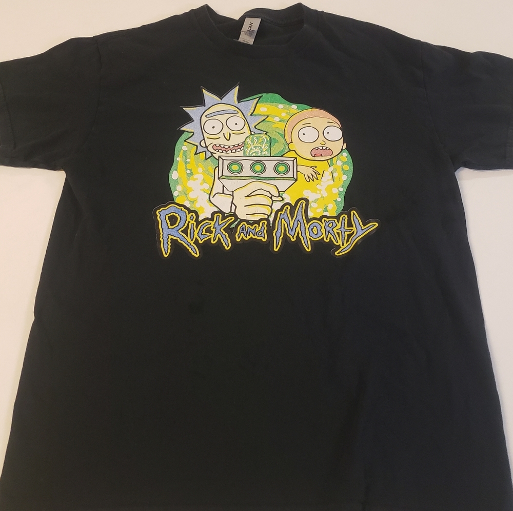 Black Rick and Morty graphic tee shirt size M